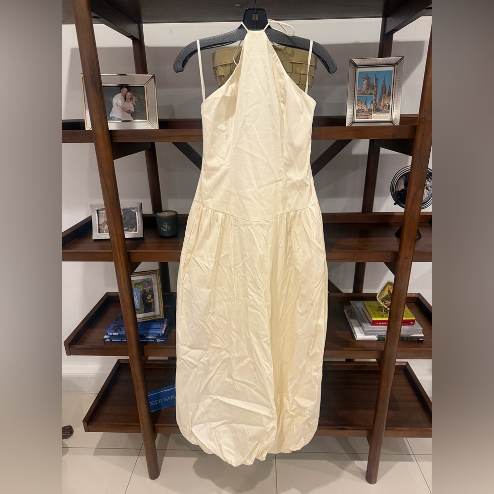 NWT Sir Laurent Gown - Cream - Picture 2 of 6